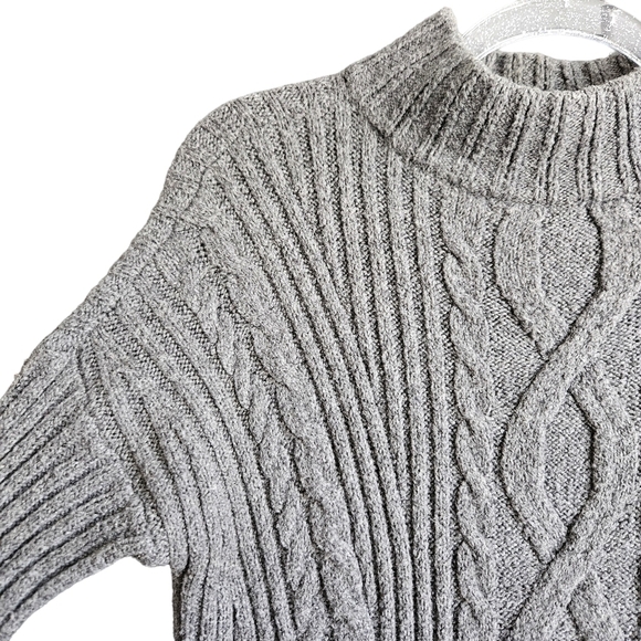 Abercrombie & Fitch Womens Sweater XS Mock Neck Cable Knit Gray - Picture 3 of 10